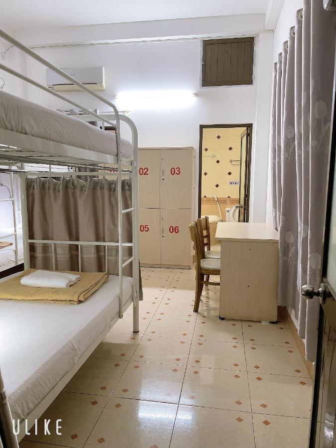 Saigon Cozy House & Coffee Hostel Ho Chi Minh City Bagian luar foto