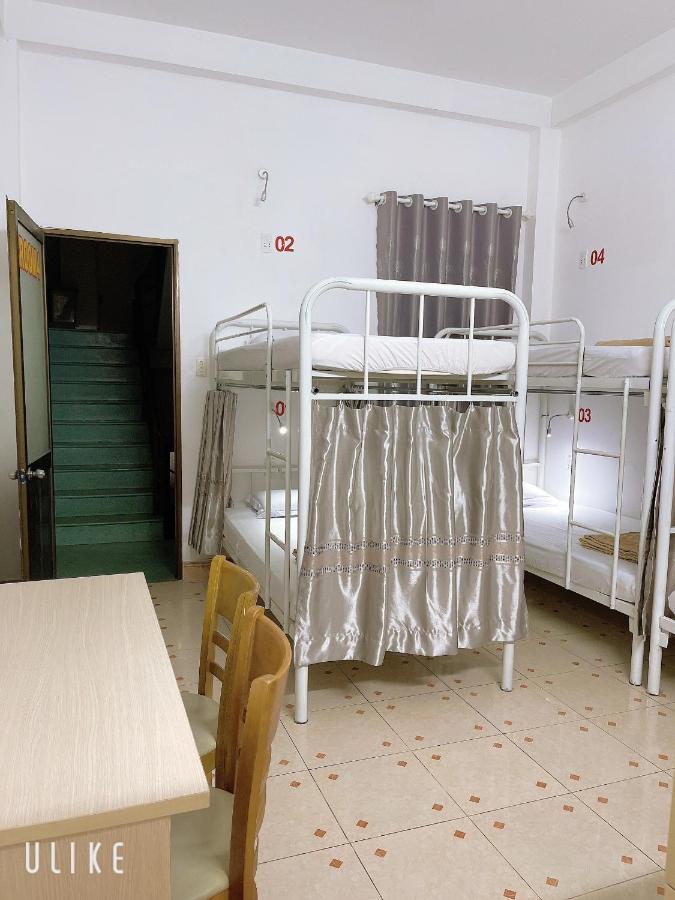 Saigon Cozy House & Coffee Hostel Ho Chi Minh City Bagian luar foto